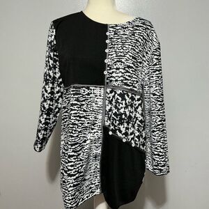 Liligal Womens black and white Top size XL
